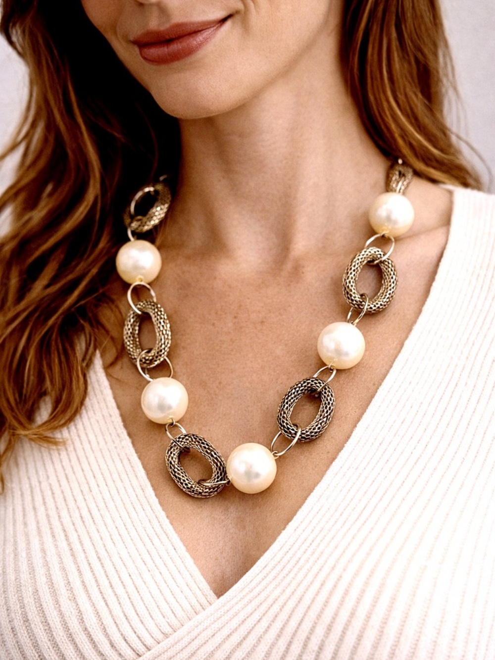 Silver Tone & Faux Pearl Statement Necklace ✨Chunky Link Boutique Style